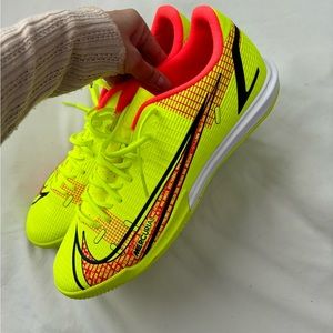 Nike indoor soccer shoes